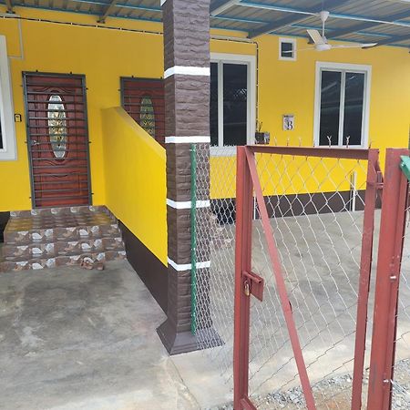 Homestay Haji Noor Tanah Merah  Kültér fotó