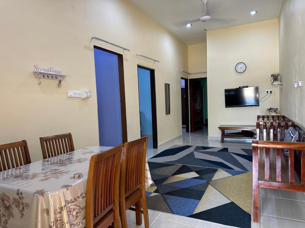Homestay Haji Noor Tanah Merah  Kültér fotó