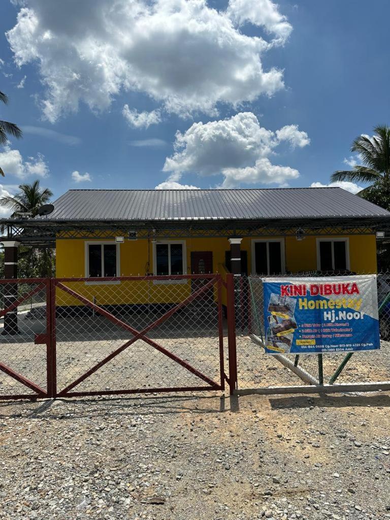 Homestay Haji Noor Tanah Merah  Kültér fotó
