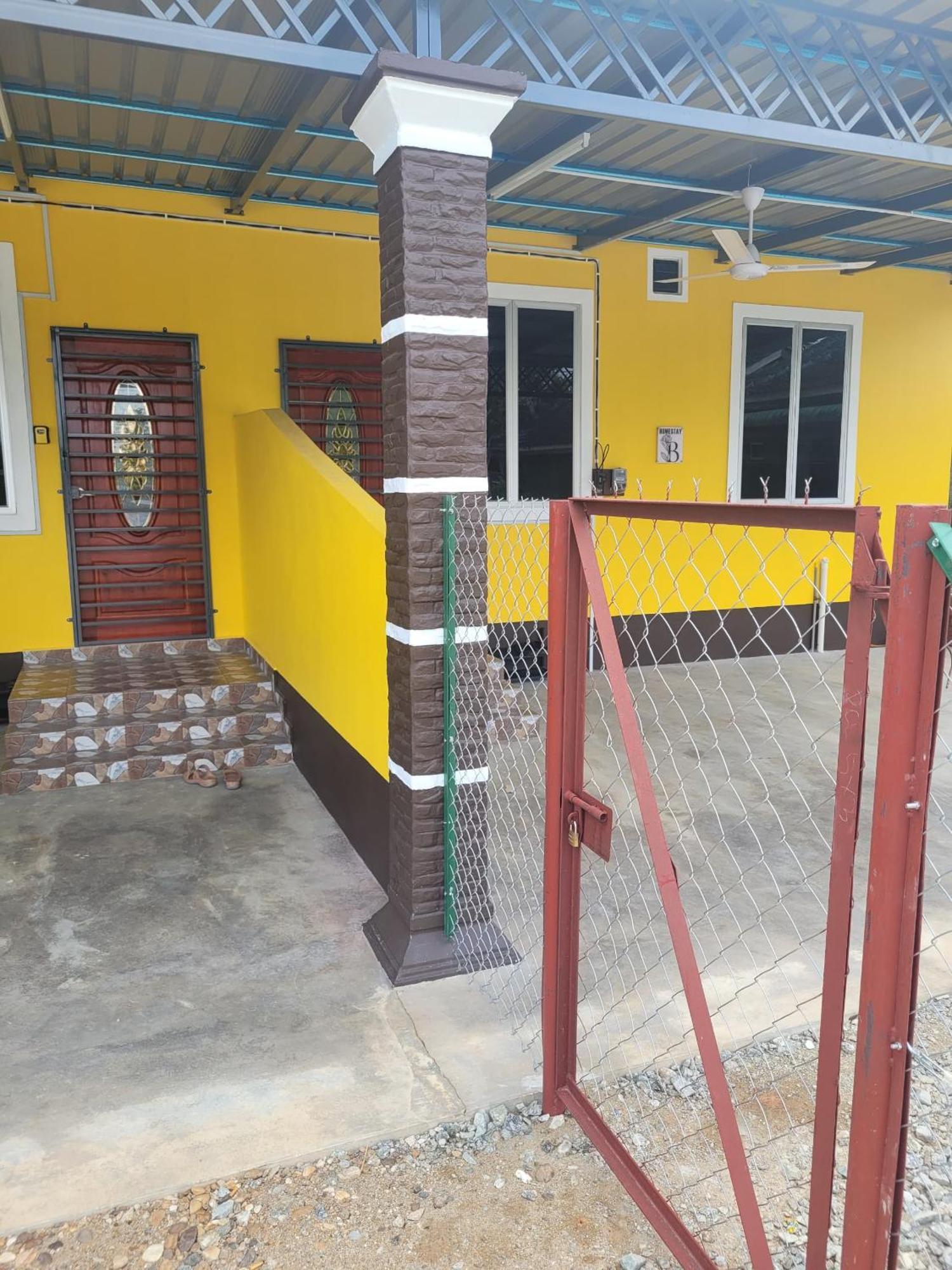 Homestay Haji Noor Tanah Merah  Kültér fotó